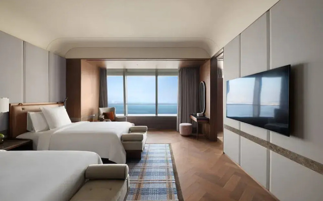 Four Seasons Hotel Dalian