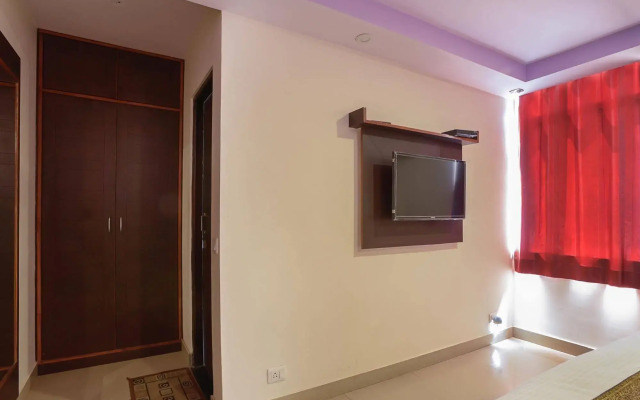 OYO 410 Hotel Lily Bay Inn