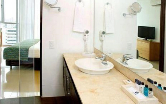 Hotel Estelar En Alto Prado