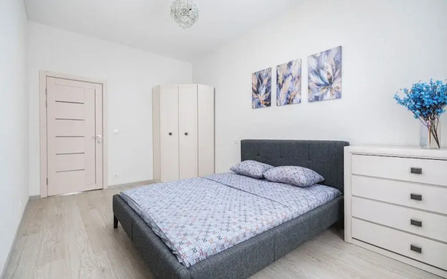 Apartment on Nezavisimosti 22