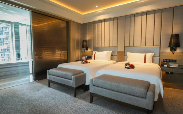 Rhombus Park Aura Chengdu Hotel