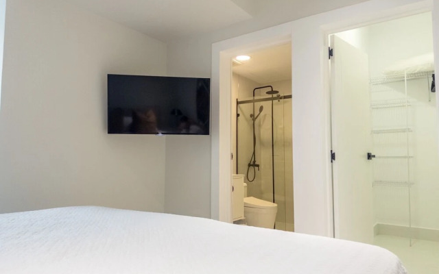 Shalom Residences By YellowKey