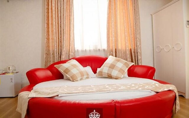 Altair Hotel