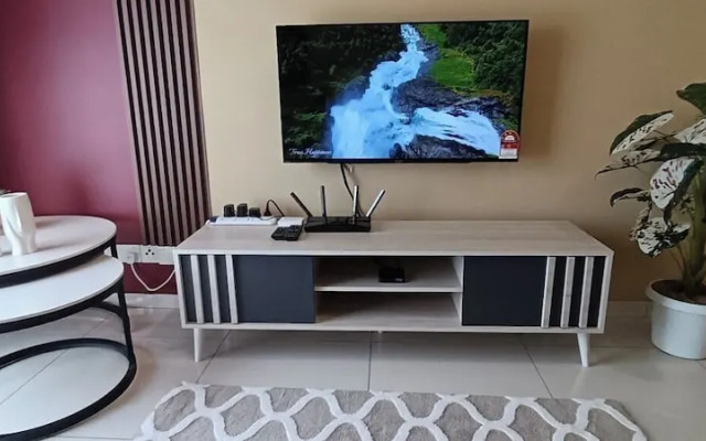 The Horizon Ipoh Dual L13A by Grab A Stay