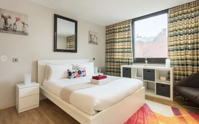 Oxford Street Apartment