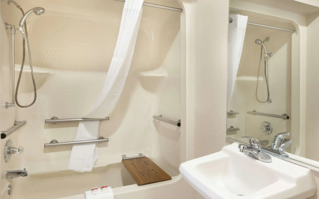 Baymont by Wyndham Winchester