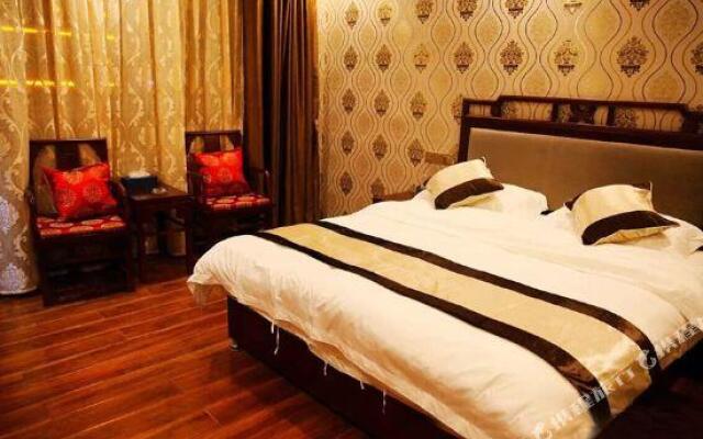 Xueyu Chongcao Hotel