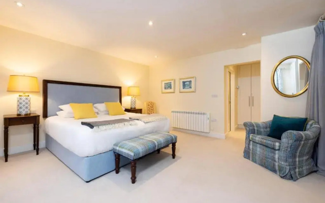 Ballylickey House and Garden Lodges