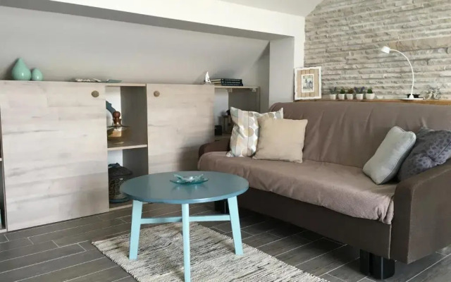 Anchor Apartments