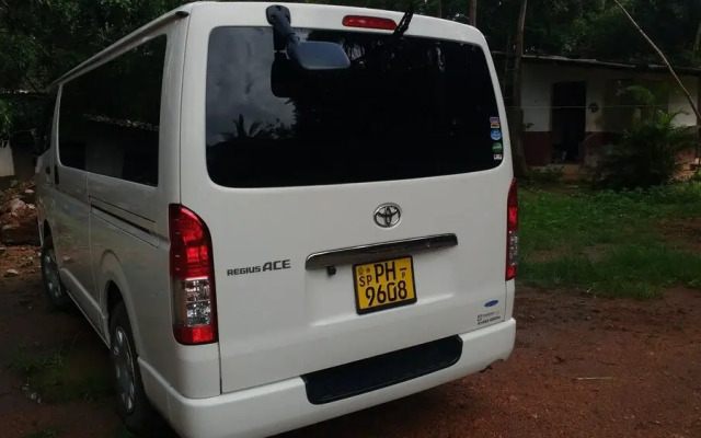 Serendib Garden Resort - Hostel