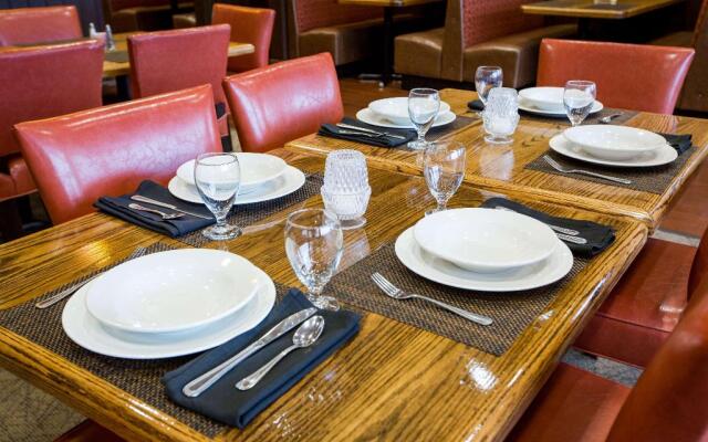 Отель Thousand Hills Resort