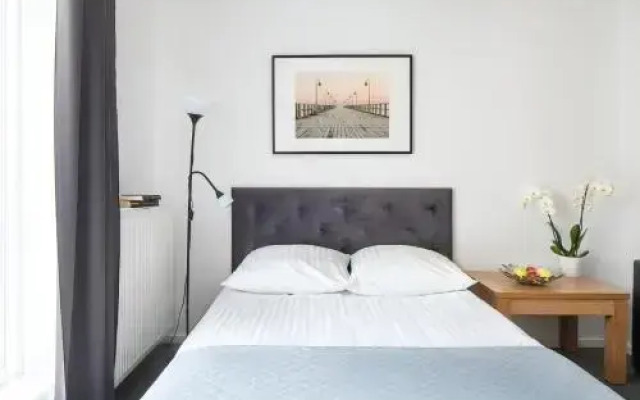 Sleepy3city Aparthotel Batorego 9