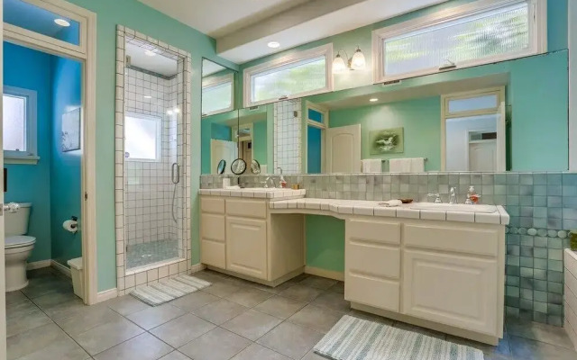 Grandview 3 Bedrooms 2.5 Bathrooms Home