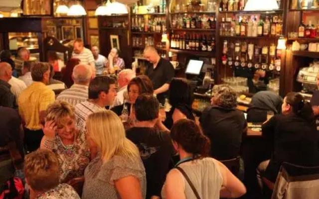 Countrywide Inns - Crottys Pub