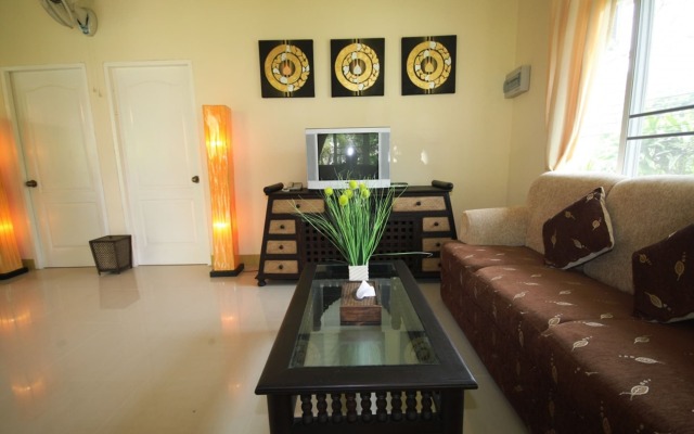 Baanplaidoi Resort