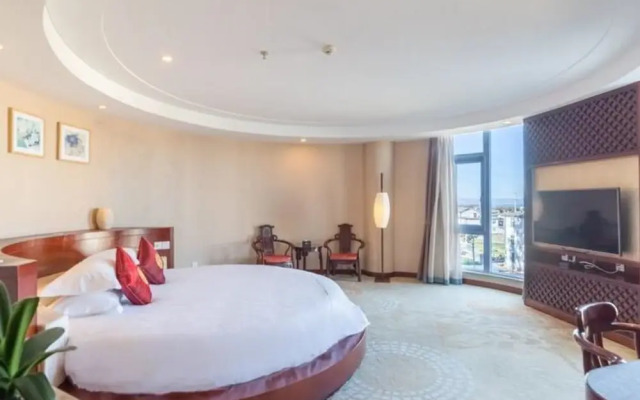 Floral Hotel Harmonious Dream