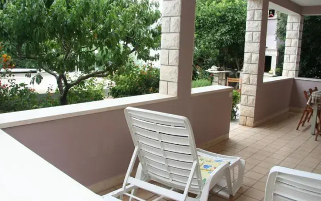 Apartment Djulijana