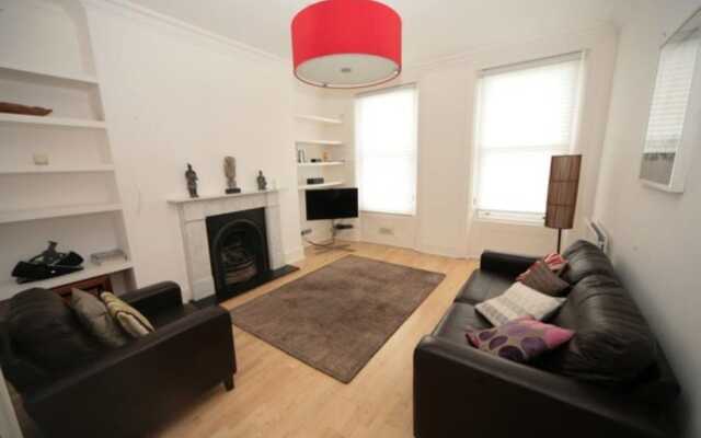 2 Bedroom Apartment in Wimbledon Village