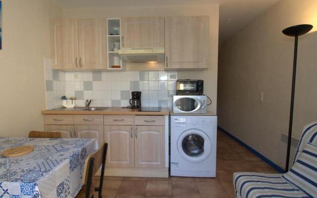 Appartement Balaruc-les-Bains, 1 pièce, 2 personnes - FR-1-553-77