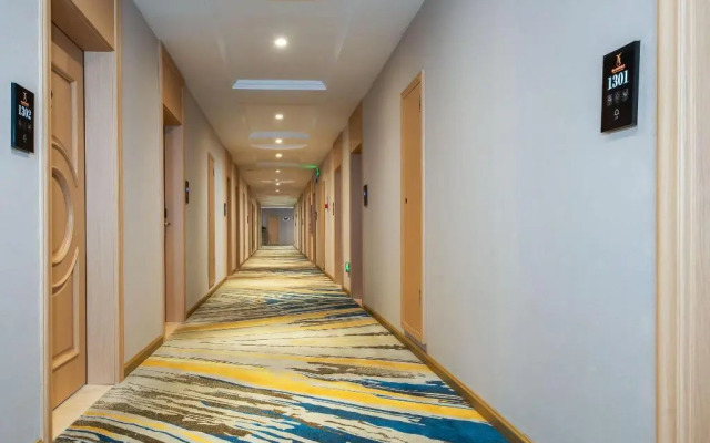 Vienna Int Hotel Shenzhen Songgang Wanzhao Square