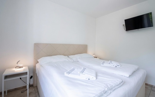 Residenza La Serenata – Guest Rooms – Cavigliano