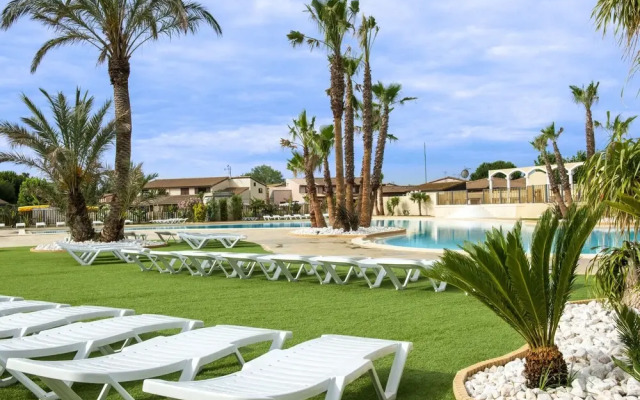 Mediterranean-style Holiday Home, Just 200 m. From the Beach