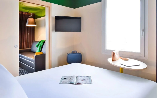ibis Styles Lyon Meyzieu Arena Stadium