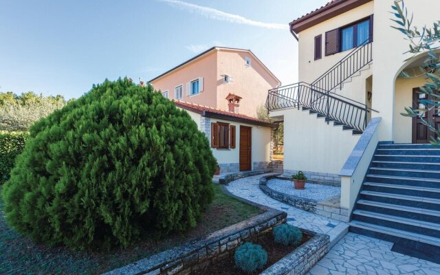Awesome Home In Porec With Wifi And 2 Bedrooms