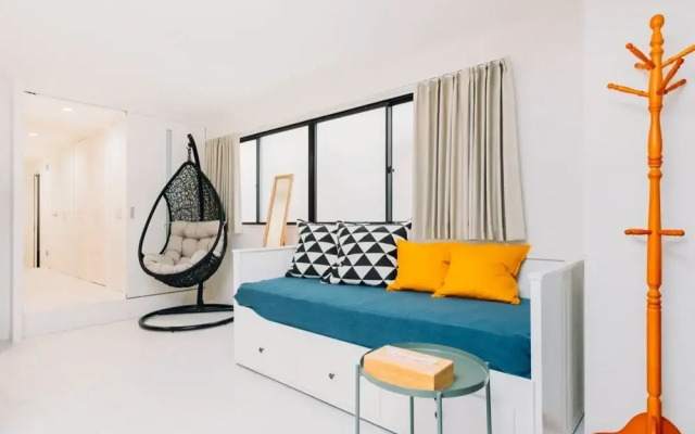 Higobashi AFP Luxury Apartment