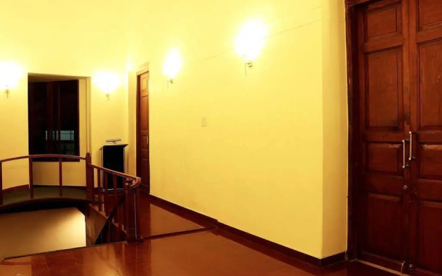 OYO 1346 Manthan Hotel