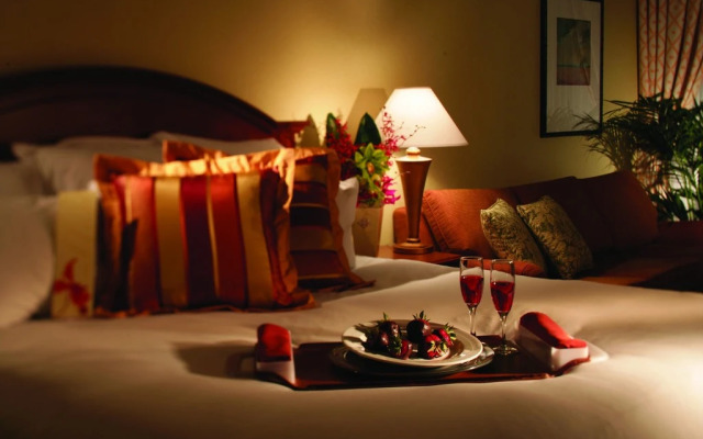 Westdrift Manhattan Beach, Autograph Collection by Marriott