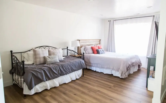 Happy Trails Bed and Breakfast