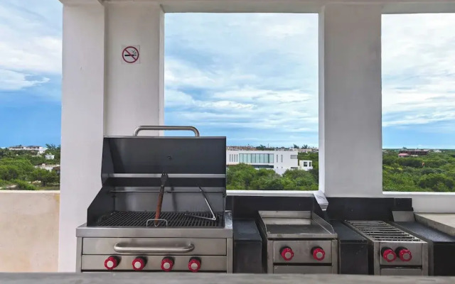 LaFamilia Casa and Suites
