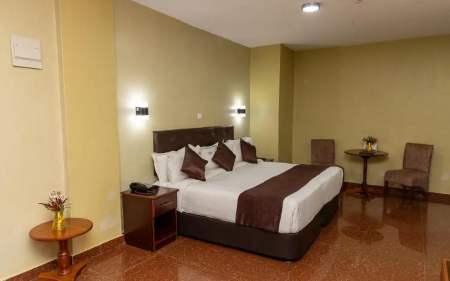 Maxland Hotel