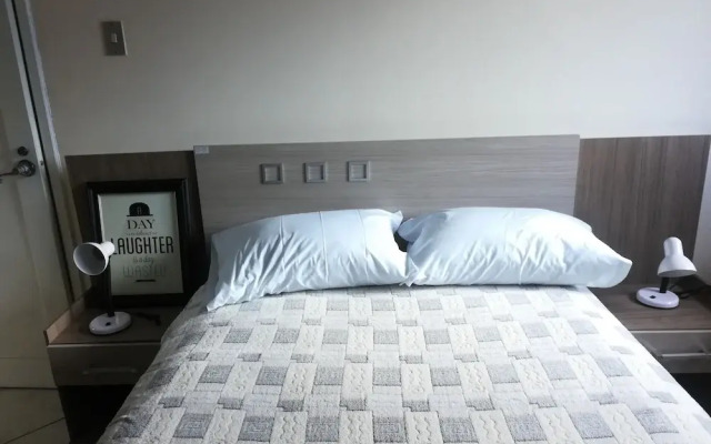 Hostal Verdi - Adults Only