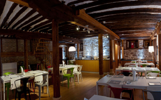 Hich Hotel Konya