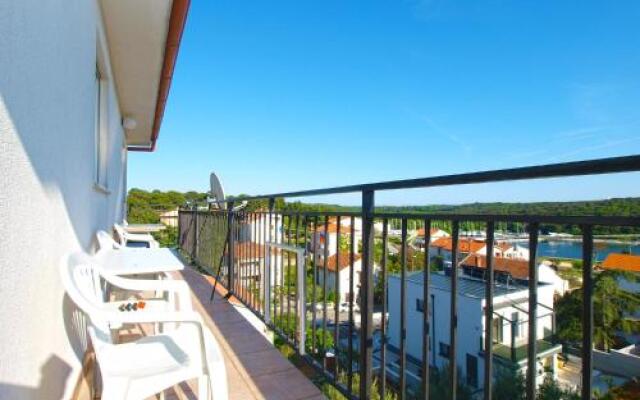 Apartments Marija 841