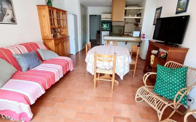 Appartement Six-Fours-les-Plages, 3 pièces, 6 personnes - FR-1-316-122