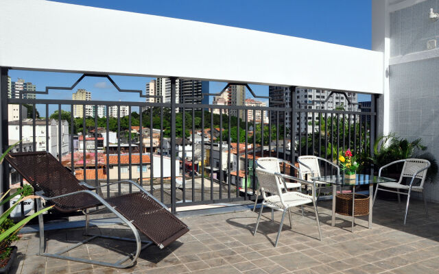 Machado's Plaza Hotel
