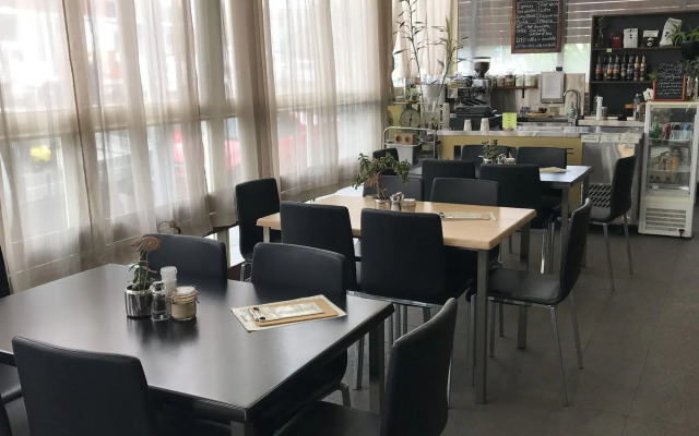 Miami Hotel Melbourne