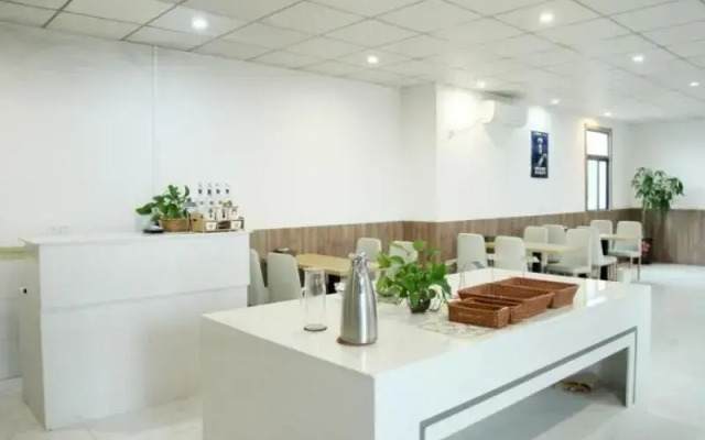 Vatica Hefei Luyang District Linquan Road Hewa Road Hotel