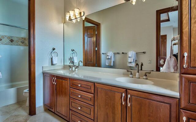 Tuscan Villa by RedAwning