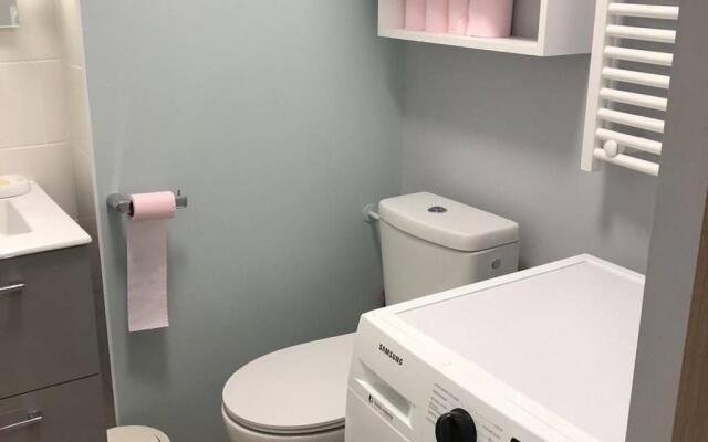 Appartement Balaruc-les-Bains, 1 pièce, 2 personnes - FR-1-553-79