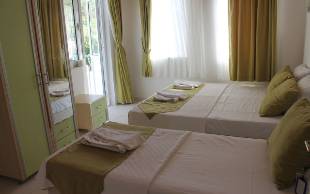 Saranda Beach Pansiyon