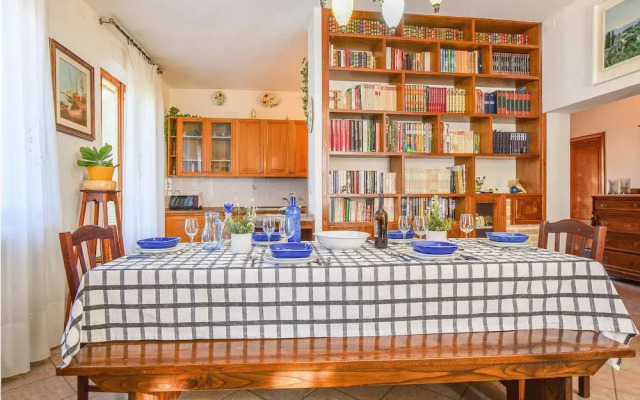 Amazing Apartment in Siena With 2 Bedrooms