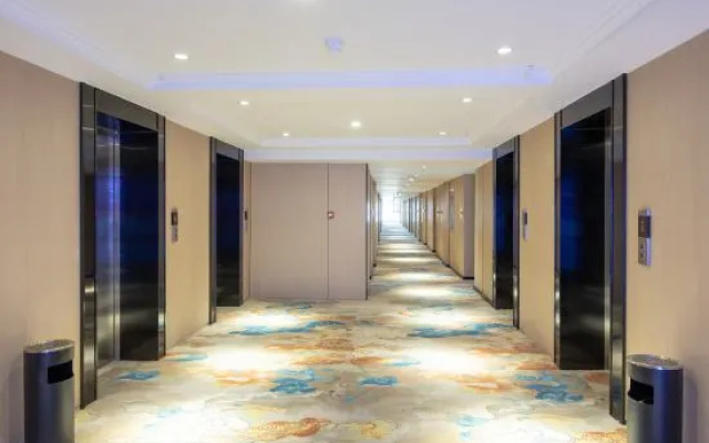 Yichen E-sports Movie Apartment (Shijiazhuang Railway Station Tatan Trade City) – Hotel Rooms – Shijiazhuang