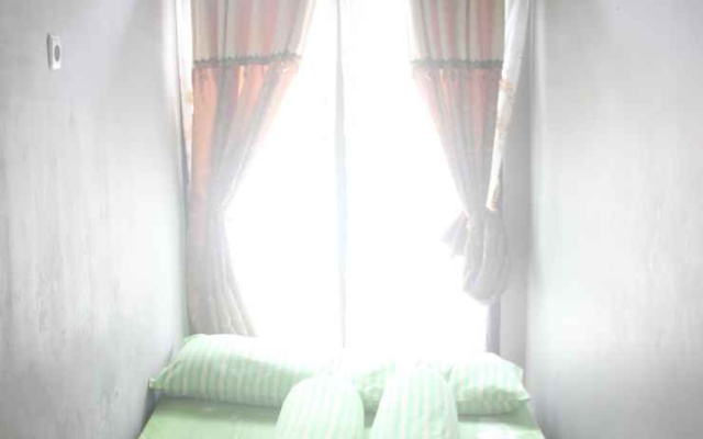 Villa Unique Batu 4Br Near Museum Angkut at Kusuma Estate Kav 6 with Swimming Pool – Guest Rooms – Batu