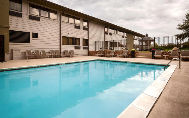 Crossroads Hotel and Event Center