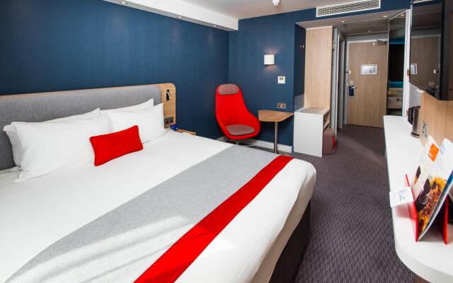 Holiday Inn Express London - Wimbledon South, an IHG Hotel