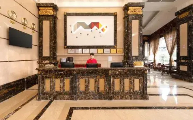 Borrman Hotel (Guangzhou Panyu Qiaonan Aoyuan Plaza)